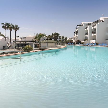 Conylanza Bastian Beach Apartment Costa Teguise Exterior foto
